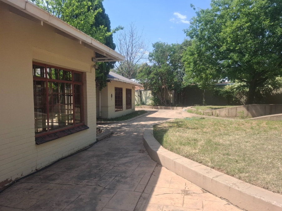 To Let 4 Bedroom Property for Rent in Suidrand Free State